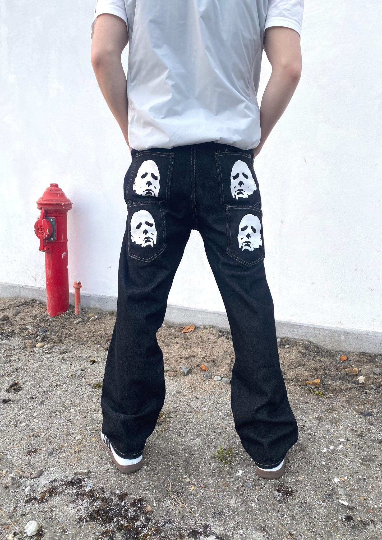 Face Jeans